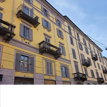 La Finestra Sul Naviglio Grande Apartment